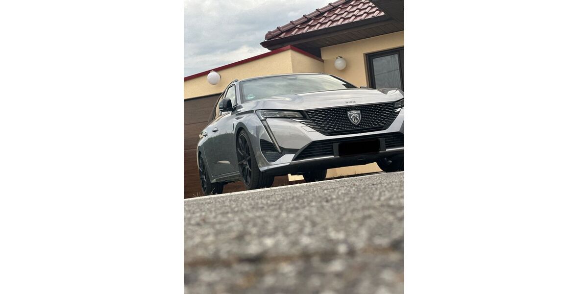 Peugeot 308 16.000 km 24.900 &euro; Oberhausen 46149