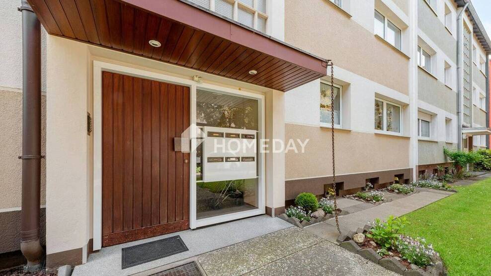 Gepflegte 3-Zimmer-Wohnung mit Südost-Loggia, Einbauküche und tollem Grundriss 3 zimmer