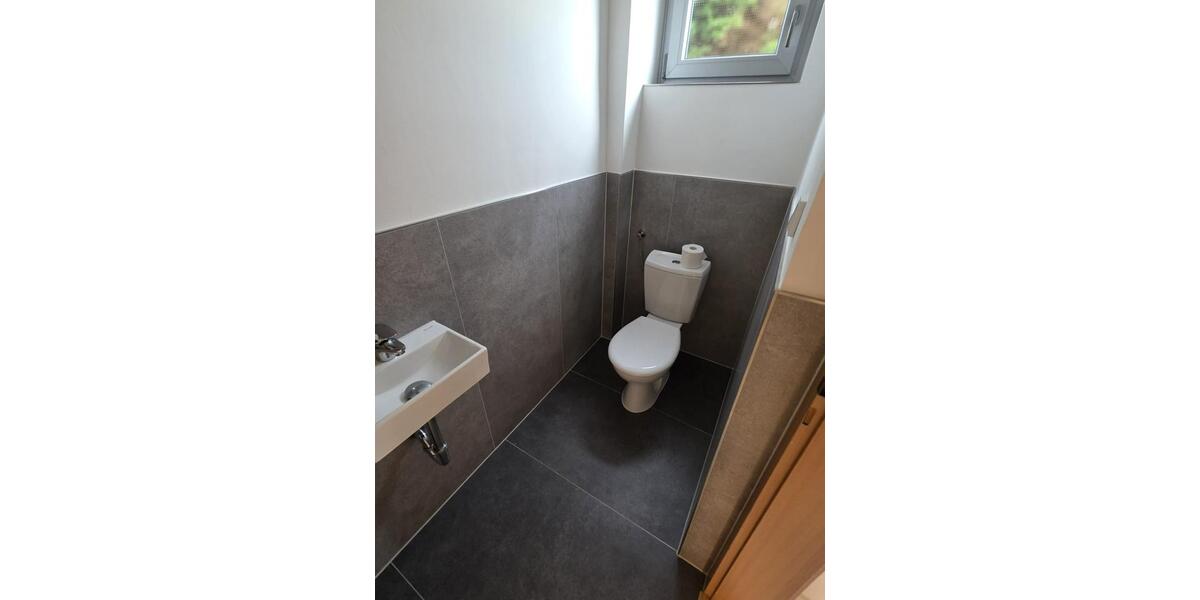 Saniertes Reihenmittelhaus mit Garten und Garage zu vermieten! 4 zimmer