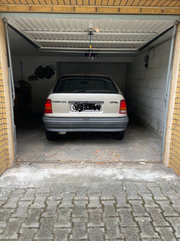Opel Kadett 89.200 km 3.200 € Oberhausen 46049