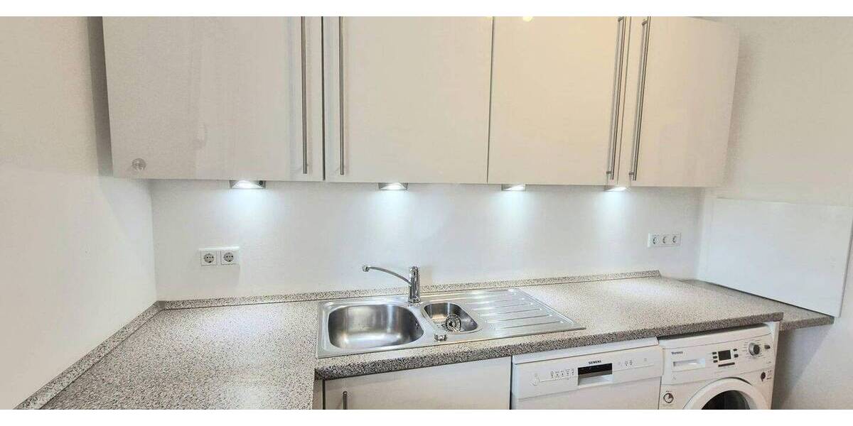 Etagenwohnung Essen Stadtwald - 2 Zimmer, 70 m&sup2;, 222.000&euro; | Angebot:26128173