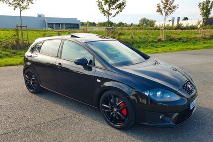 Seat Leon 199.900 km 7.699 &euro; Dülmen 48249