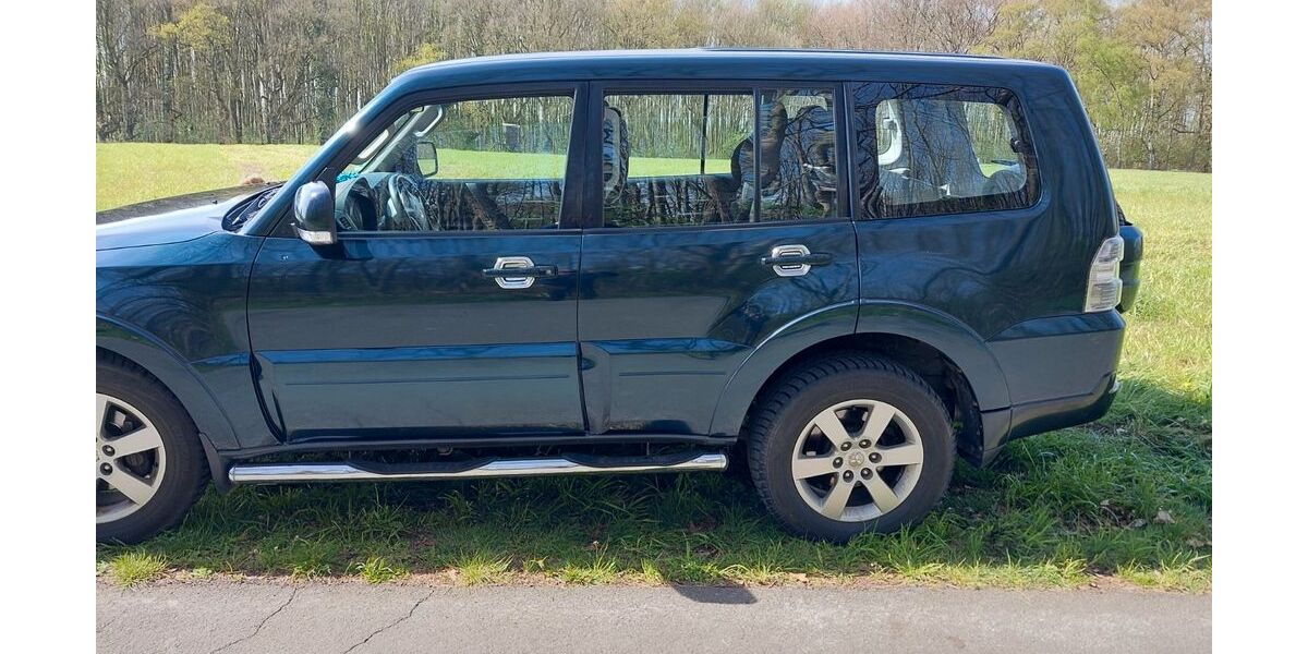 Mitsubishi Pajero 140.617 km 16.800 &euro; Dortmund 44359