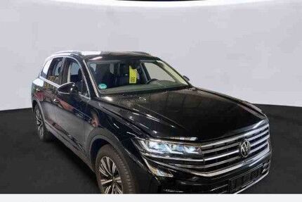 VW Touareg 50.895 km 52.440 € Bochum 44892