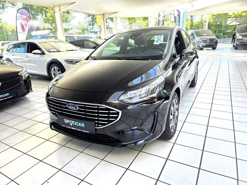 Ford Fiesta 52.025 km 14.290 € Raesfeld 46348