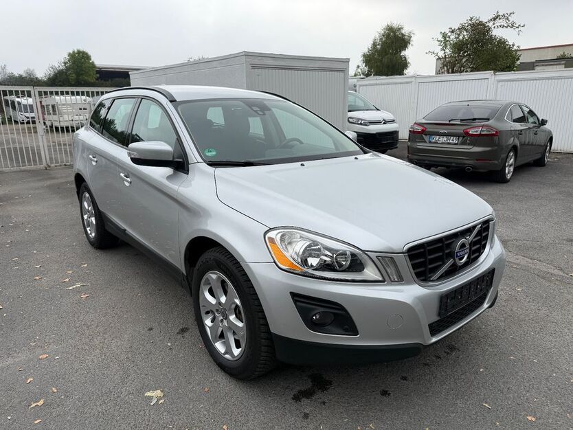 Volvo XC60 179.000 km 8.950 € Bochum 44866