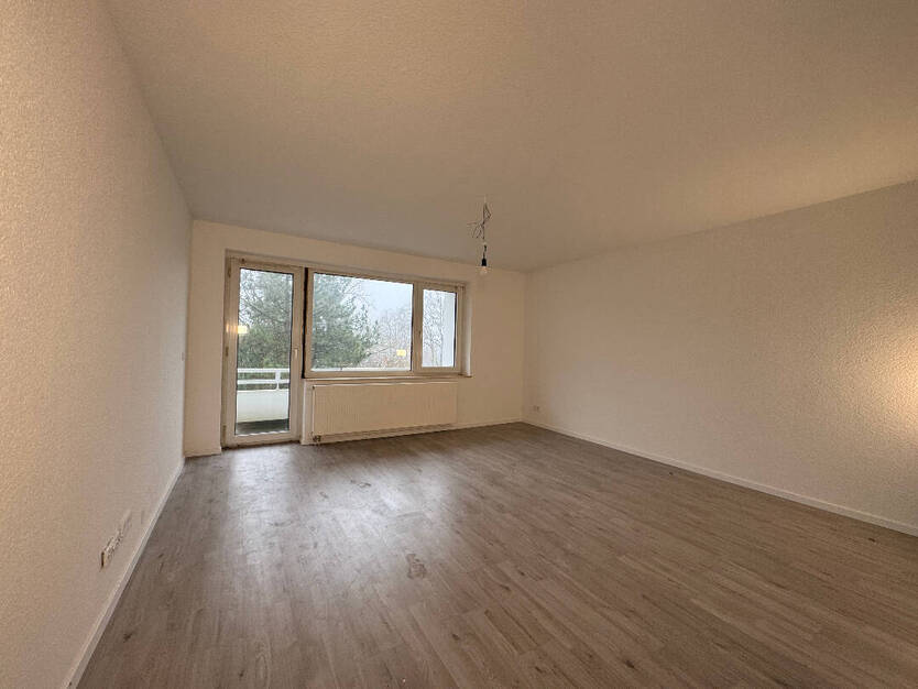 Große 6 Zimmer Wohnung mit 2 Loggias im Sanierungsprozess - Rentfort, Gladbeck (3. OG Li + Re) 6 zimmer