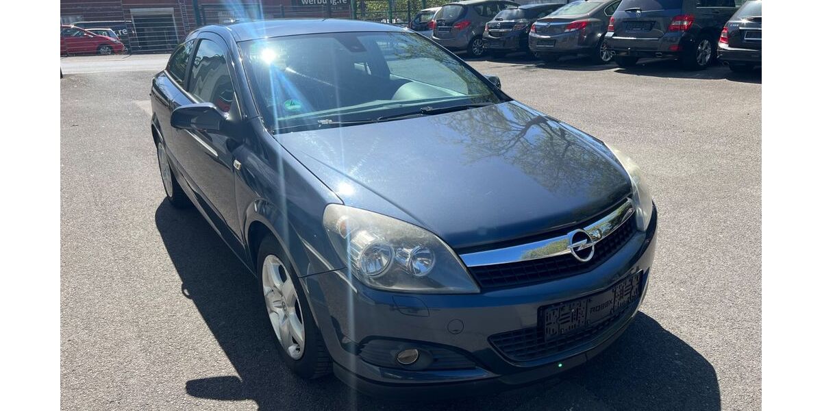 Opel Astra 181.000 km 2.499 &euro; Recklinghausen 45663