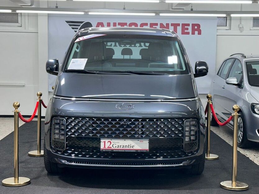 Hyundai STARIA 21.600 km 44.999 € Oberhausen 46049