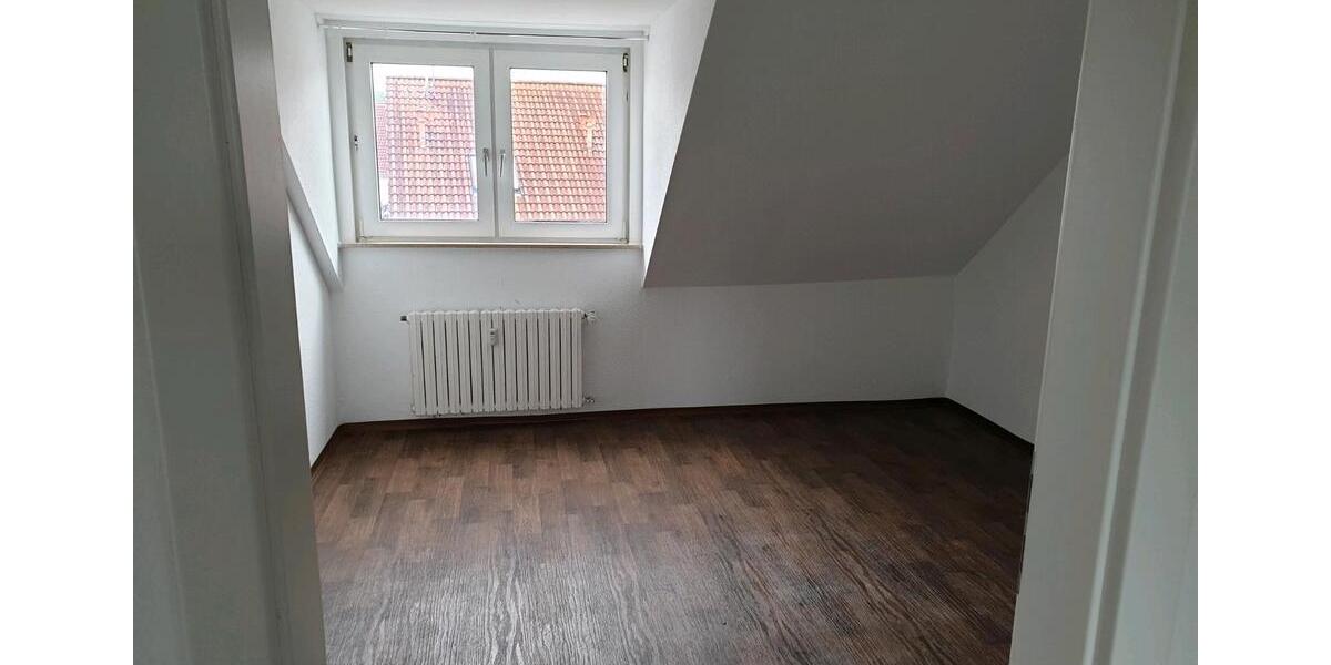 Dachgeschoßwohnung Dortmund Grevel - 3 Zimmer, 77 m&sup2;, 1.140&euro; | Angebot:26652909