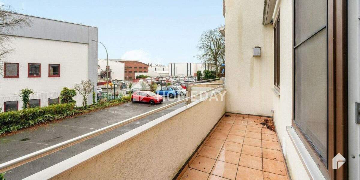 Bezugsfrei! Großzügige 6-Zimmer-Wohnung mit Balkon, EBK und 4 Stellplätzen in Wetter (Ruhr) 6 zimmer