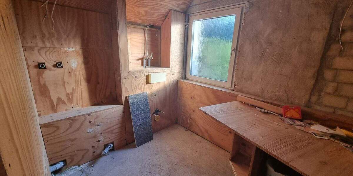 Einfamilienhaus Hattingen Niederwenigern - 8 Zimmer, 230 m&sup2;, 409.000&euro; | Angebot:23972873