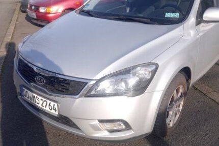 Kia ceed Sportswagon 116.500 km 3.980 &euro; Dortmund 44287