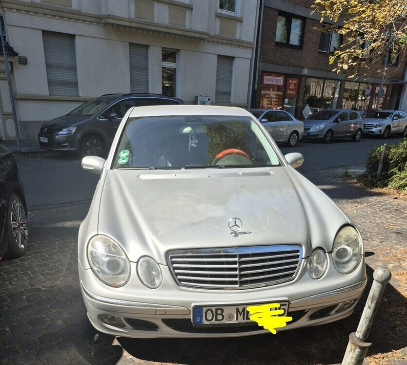 Mercedes-Benz E 270 242.000 km 4.480 € Oberhausen 46045
