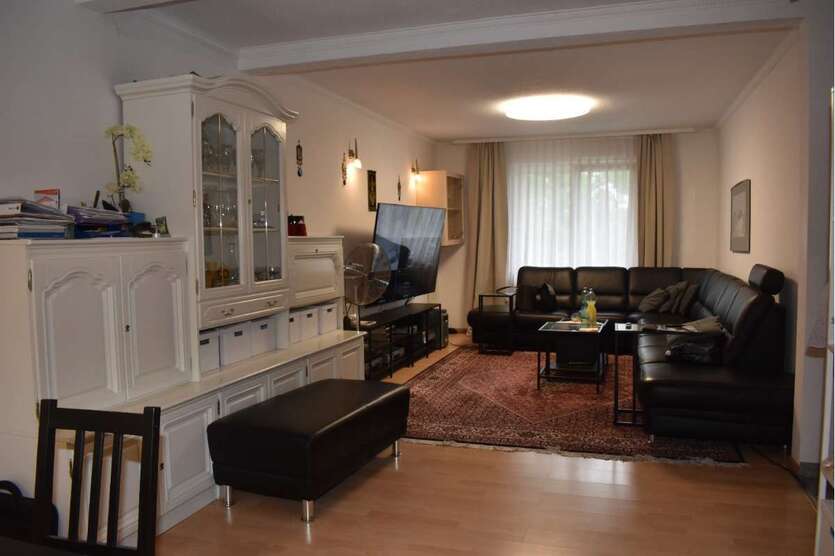 Haus zum Kaufen in Bochum 629.950 € 336 m² 10 zimmer