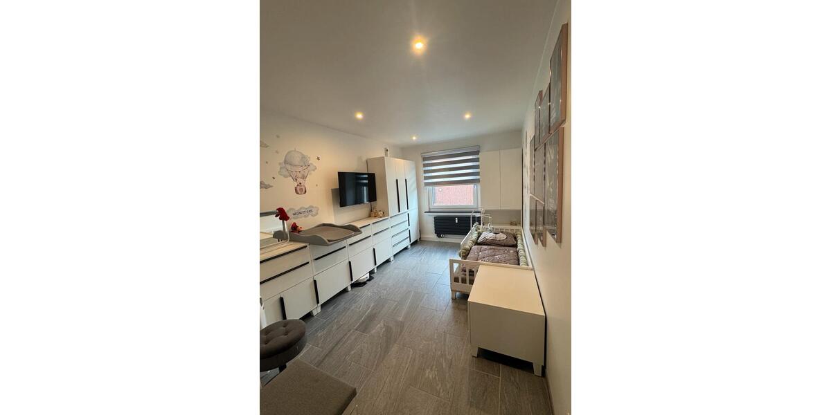 Etagenwohnung Essen Stadtbezirk VI - 3.5 Zimmer, 73 m&sup2;, 210.000&euro; | Angebot:26317474