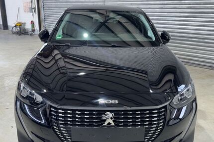 Peugeot 208 33.000 km 13.990 &euro; Hünxe 46569