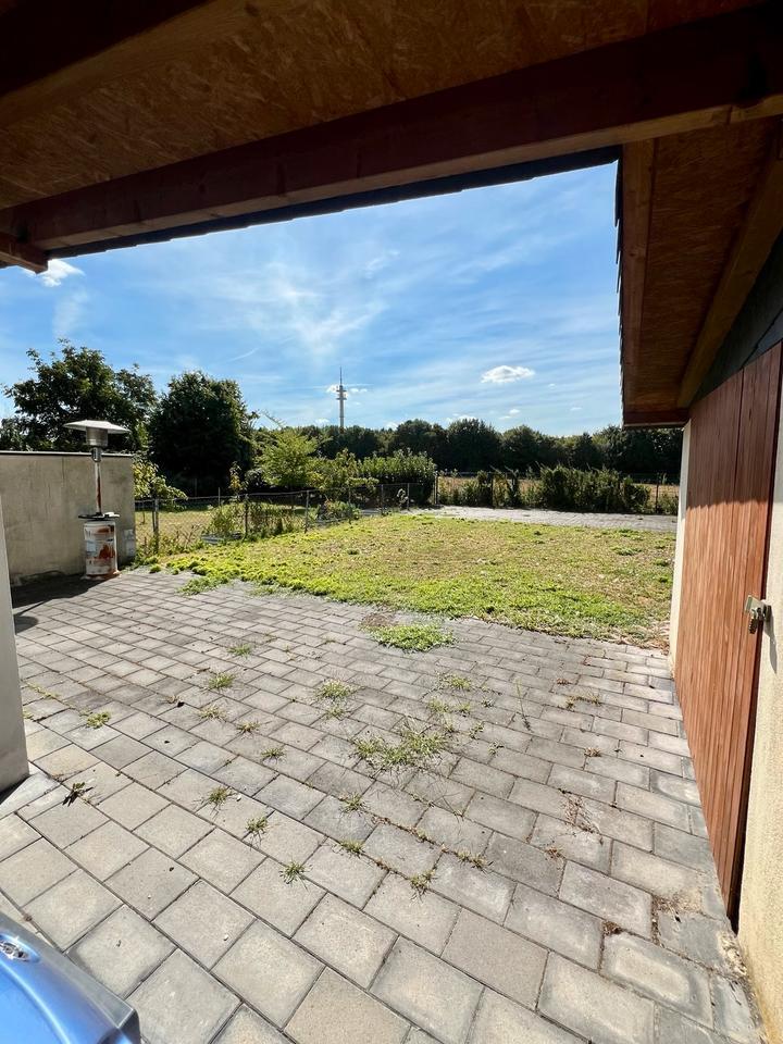 Top gepflegte Doppelhaushälfte mit ausgebautem Dachboden & Keller zimmer