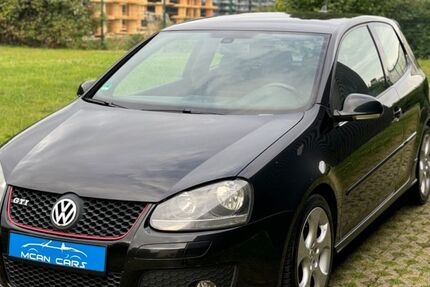 VW Golf 242.547 km 3.999 € OER ERKENSCHWICK 45739