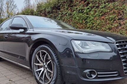 Audi A8 390.000 km 10.750 € Gelsenkirchen 45892