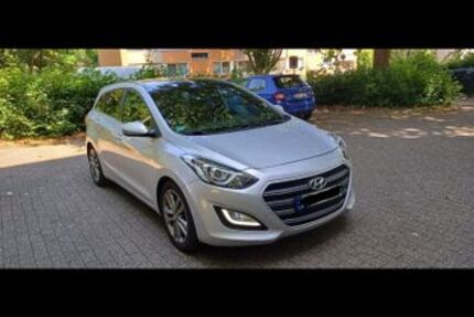 Hyundai i30 136.000 km 10.000 &euro; dortmund 44287