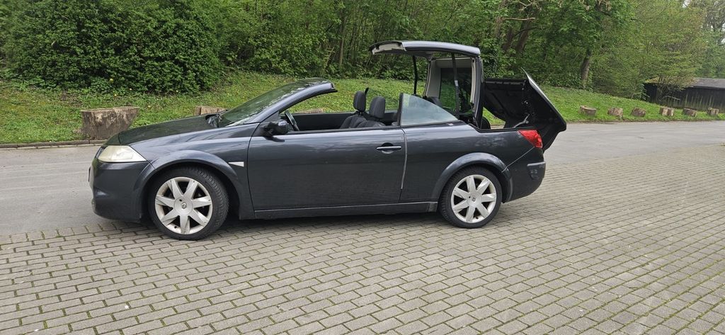 Renault Megane 208.000 km 2.350 &euro; Dortmund 44339