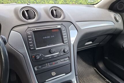Ford Mondeo 286.500 km 2.599 &euro; Heiden 46359