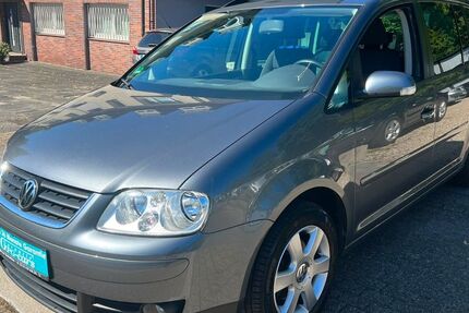 VW Touran 170.000 km 3.999 &euro; Essen 45147