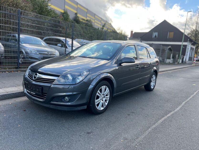 Opel Astra 318.000 km 1.999 € ESSEN 45329