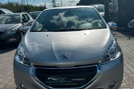 Peugeot 208 46.000 km 8.699 &euro; Bottrop 46238