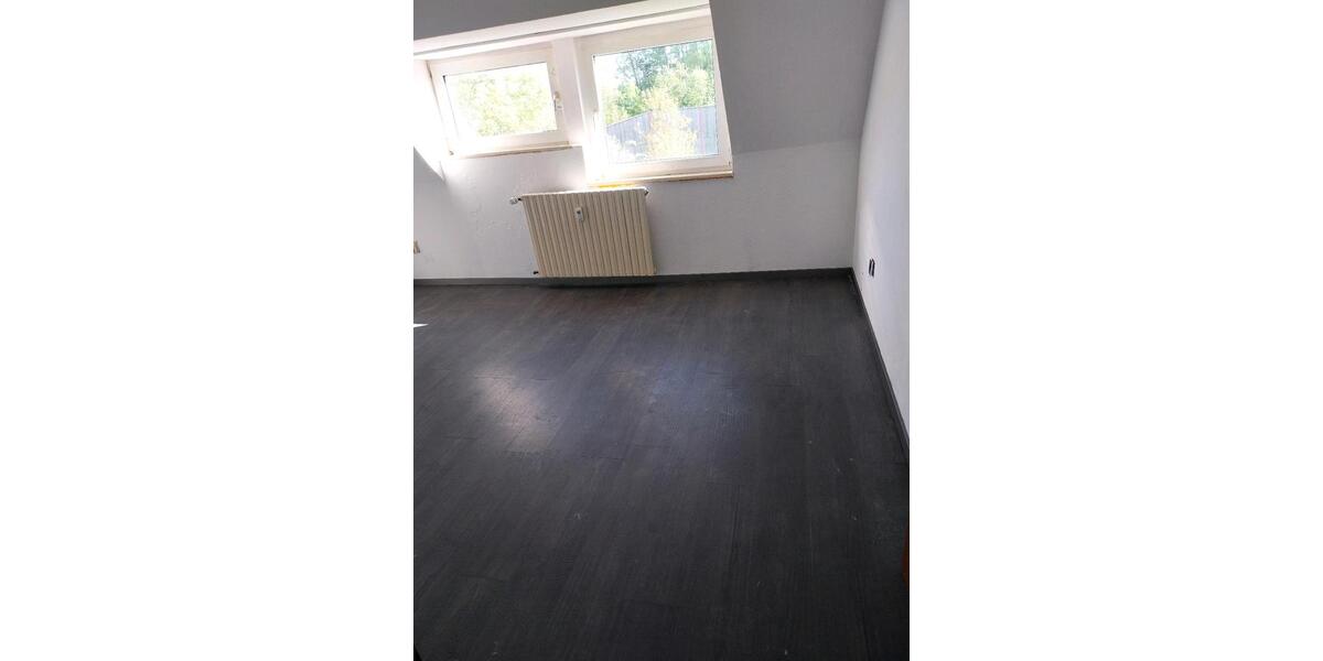 Dachgeschoßwohnung Castrop-Rauxel Bladenhorst - 2 Zimmer, 45 m&sup2;, 600&euro; | Angebot:26315025