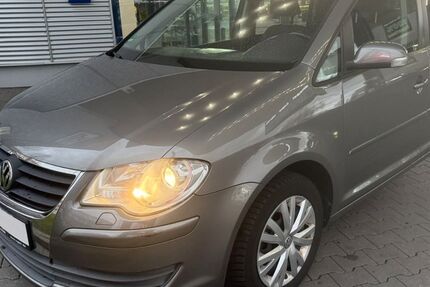 VW Touran 241.700 km 2.600 &euro; Essen 45149