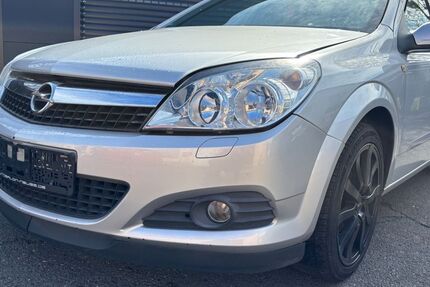 Opel Astra 170.735 km 1.999 &euro; Mülheim 45472