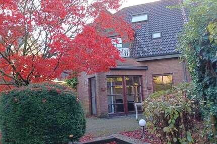 Haus zum Kaufen in Oberhausen 650.000 € 183.8 m² 6 zimmer