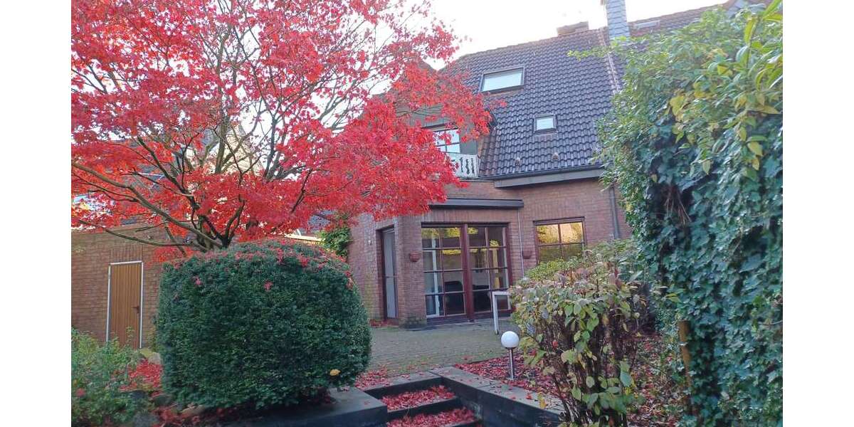 Haus zum Kaufen in Oberhausen 650.000 € 183.8 m² 6 zimmer