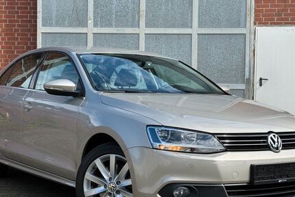 VW Jetta 50.950 km 11.499 &euro; Oberhausen 46049