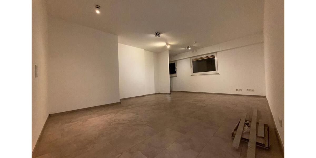 Erdgeschoßwohnung Essen Stadtbezirk IX - 1.5 Zimmer, 33 m&sup2;, 450&euro; | Angebot:26356498