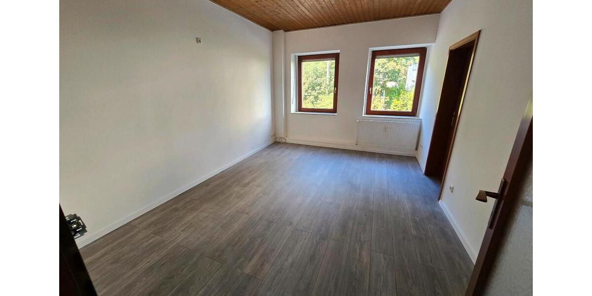 Etagenwohnung Hattingen Niederbonsfeld - 3 Zimmer, 68 m&sup2;, 630&euro; | Angebot:24584363