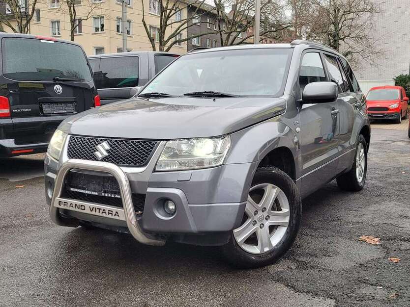 Suzuki Grand Vitara 224.000 km 4.990 € Essen 45144