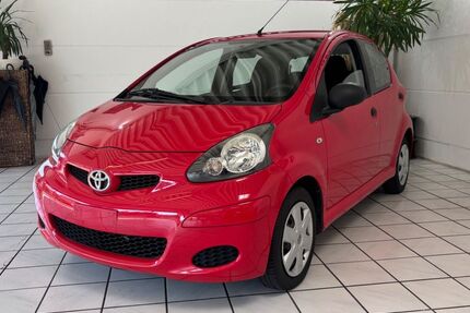 Toyota Aygo (X) 77.145 km 3.900 &euro; Essen - Karnap 45329