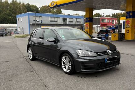 VW Golf 148.000 km 14.500 &euro; Marl 45772