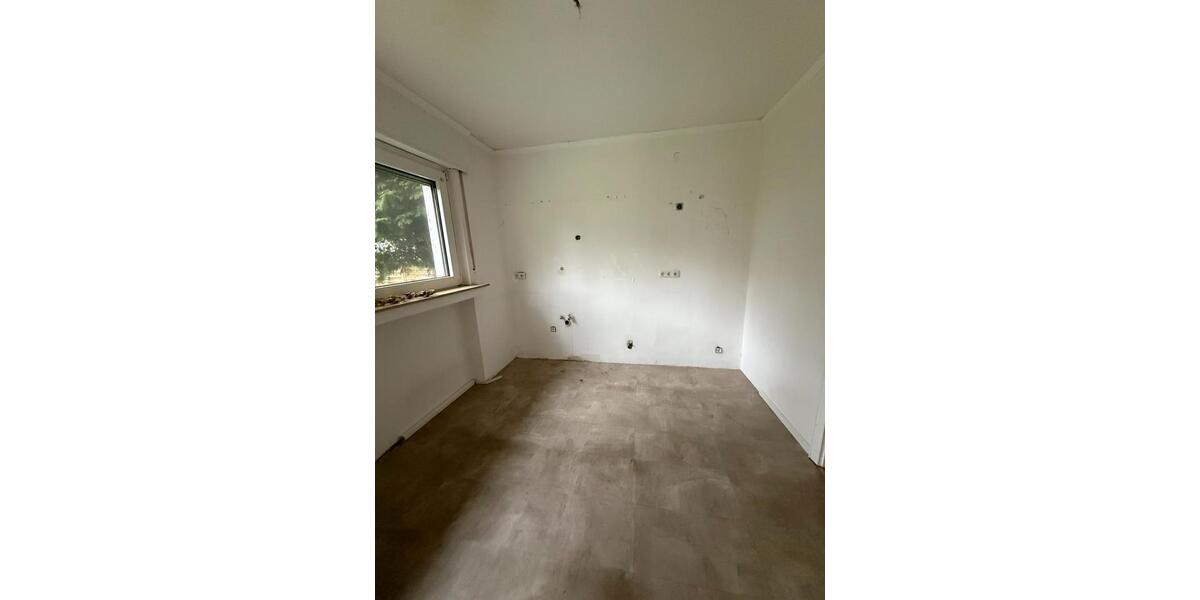 Erdgeschoßwohnung Dortmund Brackel - 3 Zimmer, 110 m&sup2;, 1.600&euro; | Angebot:24420094