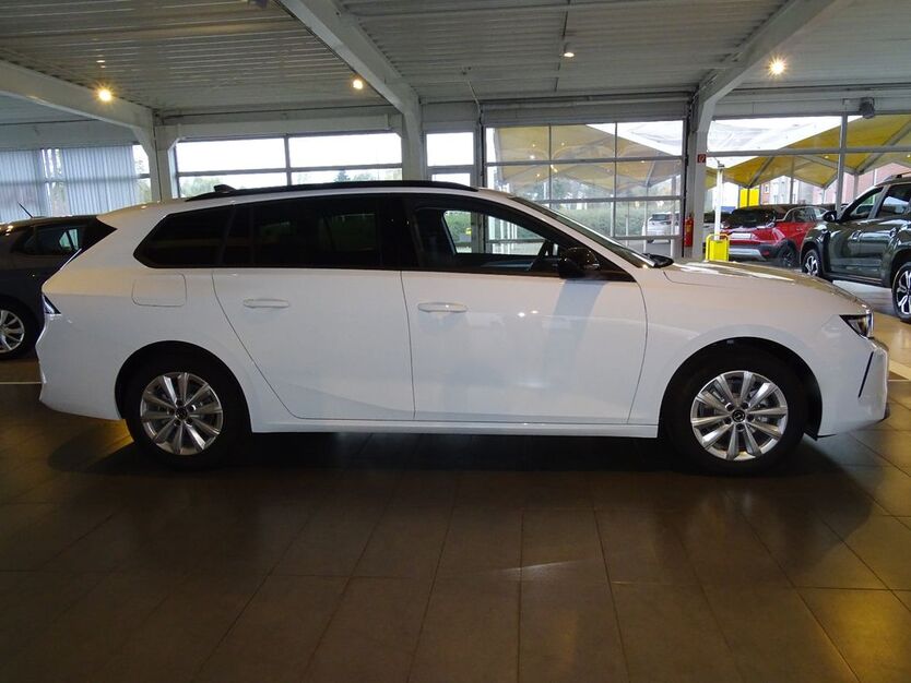 Opel Astra 6.789 km 22.999 € Waltrop 45731