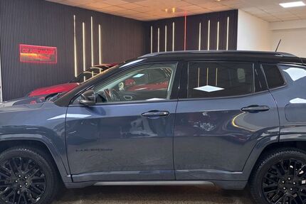 Jeep Compass 71.860 km 22.950 &euro; Dortmund 44388