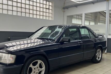Mercedes-Benz 190 163.952 km 6.800 &euro; Essen 45279