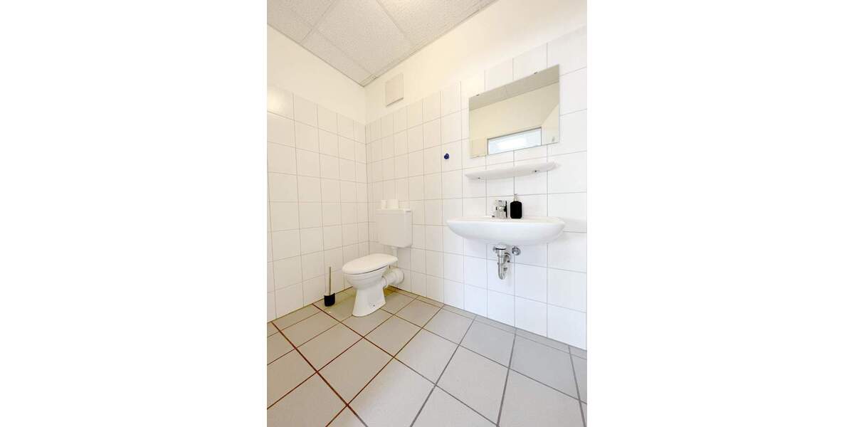 Gewerbeobjekt Oberhausen Osterfeld-West - 3 Zimmer, 895&euro; | Angebot:24992688