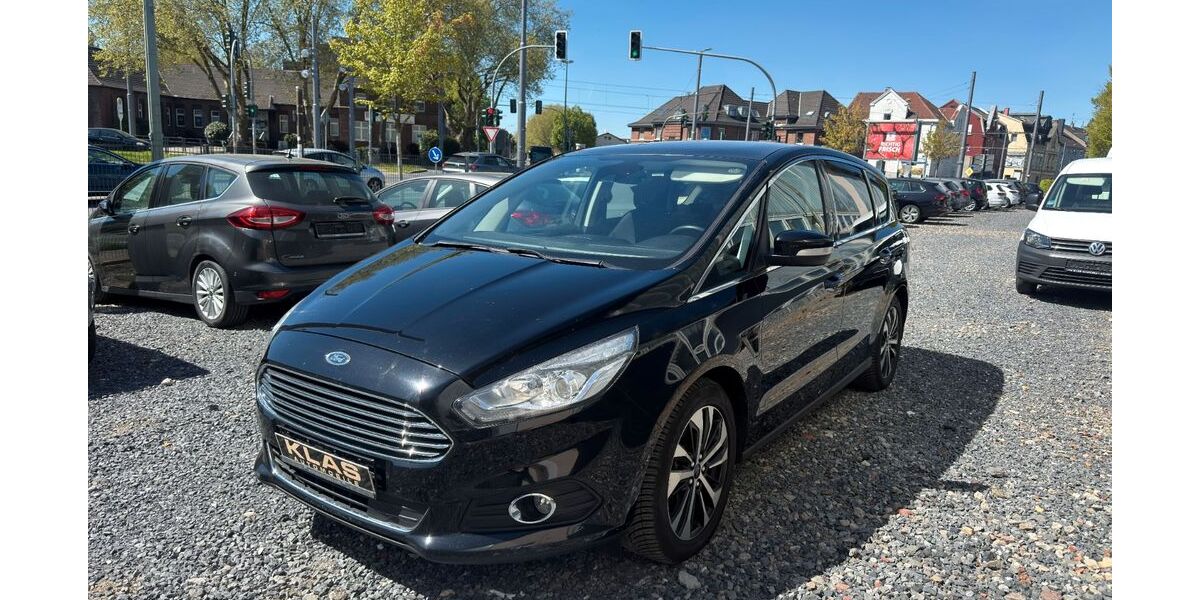 Ford S-Max 174.300 km 11.900 &euro; Bochum 44866