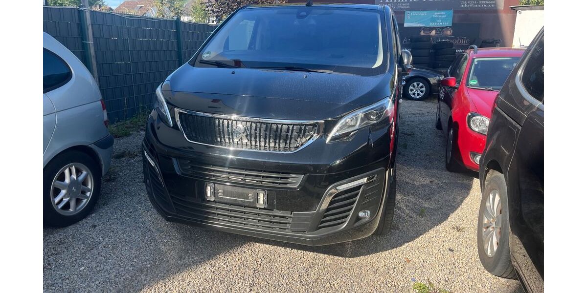 Peugeot Traveller 152.000 km 22.800 &euro; Bochum 44795