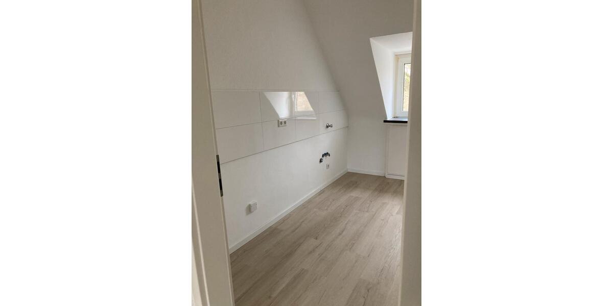 Dachgeschoßwohnung Herne Altenhöfen - 3 Zimmer, 66 m&sup2;, 535&euro; | Angebot:25057469