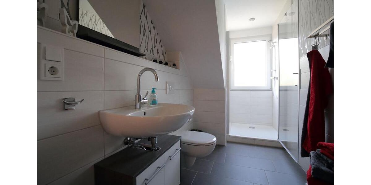 Reihenhaus Oberhausen Alsfeld - 5 Zimmer, 122 m&sup2;, 399.000&euro; | Angebot:27096816